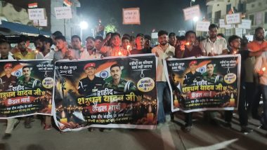 रामगढ़ में जवान शत्रुघ्न यादव को इंसाफ दिलाने के लिए कैंडल मार्च, फरार आरोपी की गिरफ्तारी और फांसी की सजा की मांग
