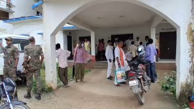 कुदरा अंचल कार्यालय में रिश्वतखोरी के आरोप, 500 रुपये ऑनलाइन देने के बाद कागजात भेजने का दावा